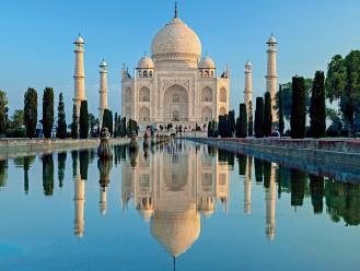 印度泰姬陵倒影女性形象_泰姬陵的倒影_