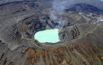 _阿苏火山在哪_阿苏破火山口