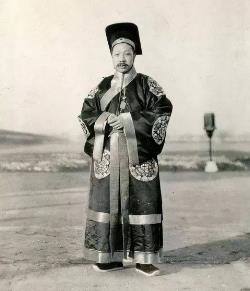 _诡异事件大揭秘_胆小勿看十大诡异事件