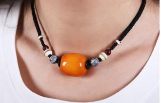 _蜜蜡遇火会融化吗_蜜蜡怕磕碰