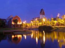 上海男子跳河2020__上海跳河身亡