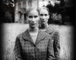 _细思极恐的“分身灵”事件，这世界真的存在另一个“你”吗?_细思极恐的“分身灵”事件，这世界真的存在另一个“你”吗?