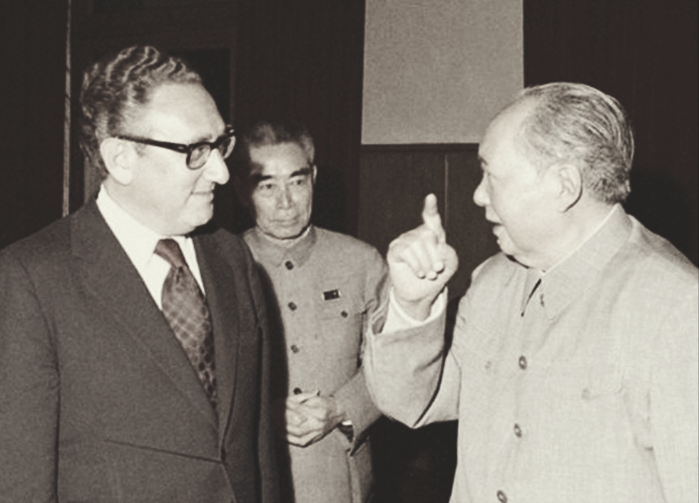 60年熊向晖写稿挨批，毛主席：没有我，中国人民就取不得成就了？__60年熊向晖写稿挨批，毛主席：没有我，中国人民就取不得成就了？