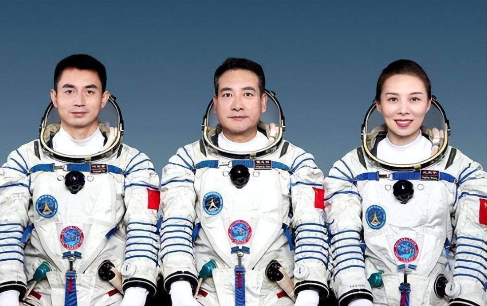 指令长叶光富大校，儿女都是学霸型人才，妻子身份不简单_指令长叶光富大校，儿女都是学霸型人才，妻子身份不简单_