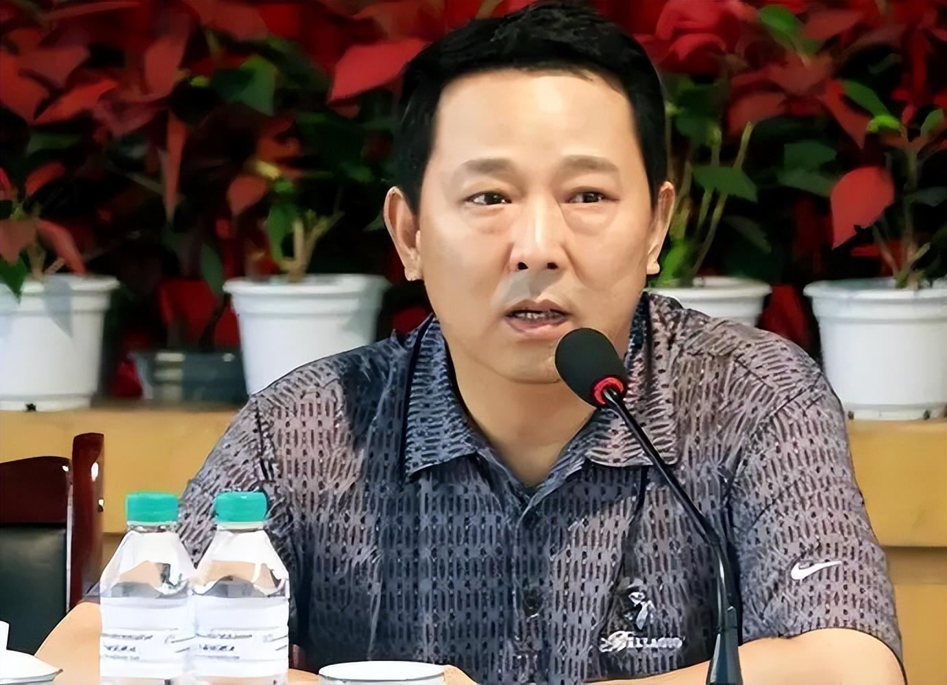 _四川首富刘汉老婆杨雪_四川首富刘汉元