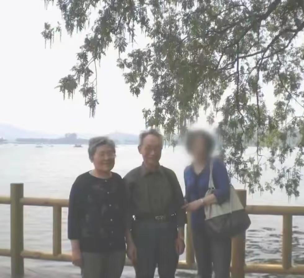 84岁高龄教授，找了“学霸”儿子23年，儿子却说：见到他们就恶心_84岁高龄教授，找了“学霸”儿子23年，儿子却说：见到他们就恶心_