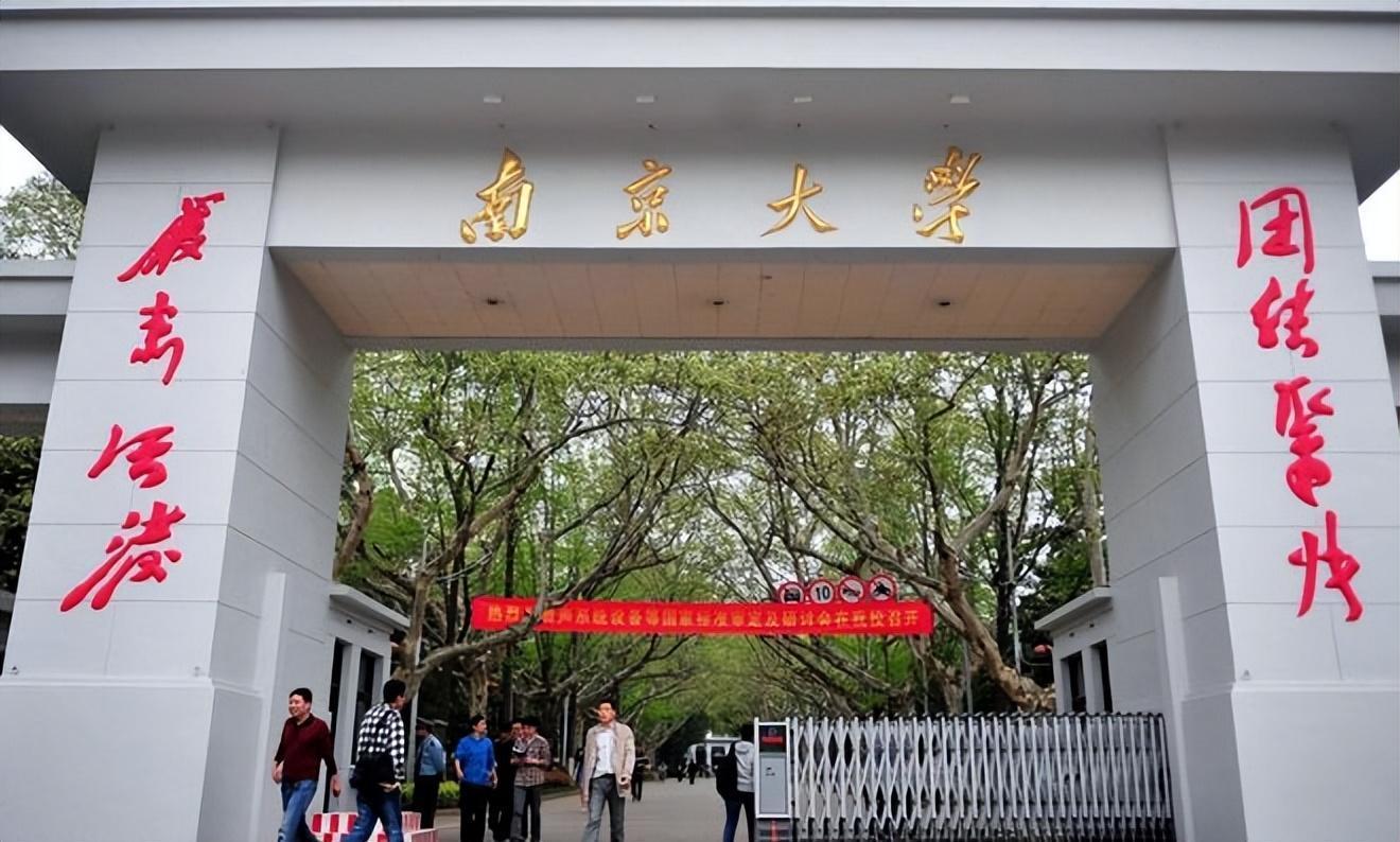 84岁高龄教授，找了“学霸”儿子23年，儿子却说：见到他们就恶心__84岁高龄教授，找了“学霸”儿子23年，儿子却说：见到他们就恶心