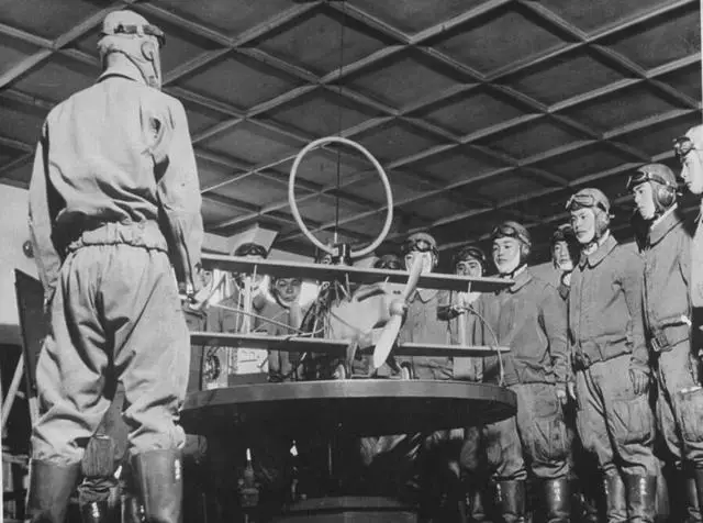 _日本神风特攻队真的都是甘愿送死？队员回忆：我们都是被逼的_日本神风特攻队真的都是甘愿送死？队员回忆：我们都是被逼的