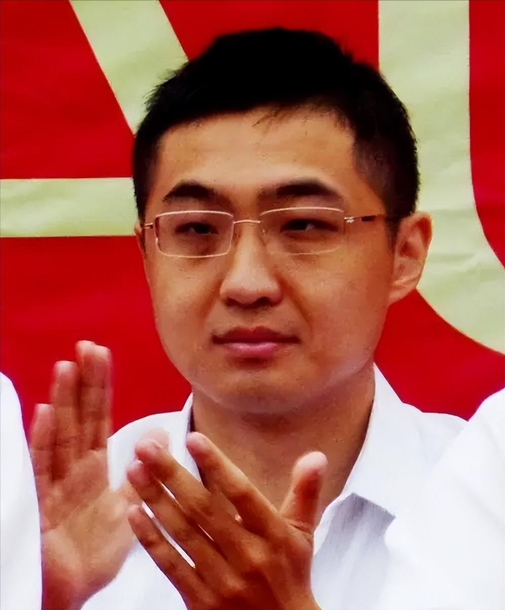 邓永祥与前妻有子女吗__《邓公的遗产》