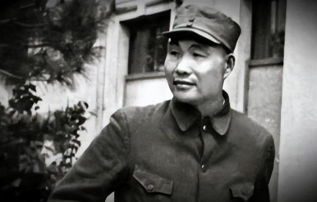 _毛主席仅有的2个玻璃杯，被李长华借去一个打碎了，主席怎么说_毛主席仅有的2个玻璃杯，被李长华借去一个打碎了，主席怎么说