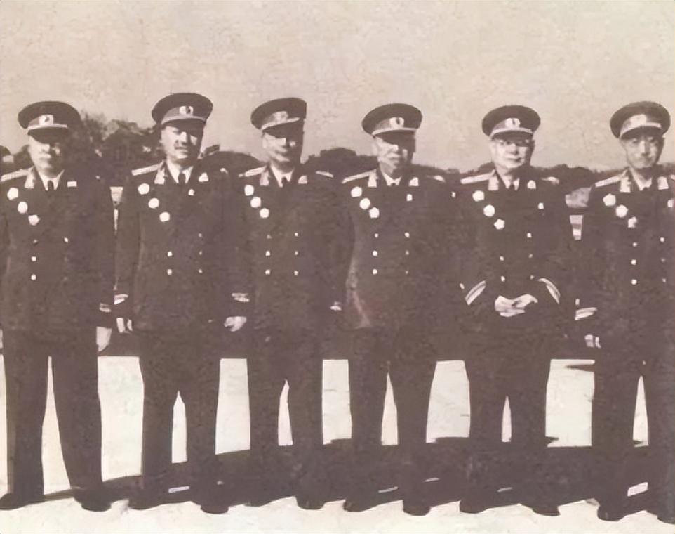 上将的孙女是演员_张震上将的孙女_