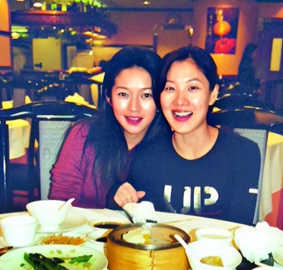 上将的孙女是演员_张震上将的孙女_