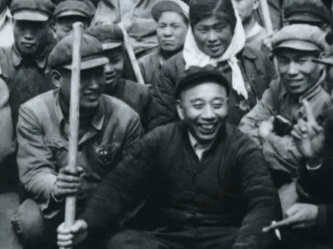 上将的孙女是演员__张震上将的孙女