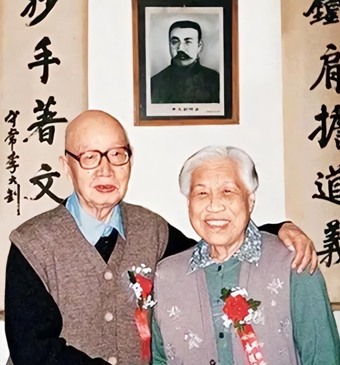 _1996年，李大钊的曾孙李柔刚考上军校，经常以曾祖父的话鞭策自己_1996年，李大钊的曾孙李柔刚考上军校，经常以曾祖父的话鞭策自己