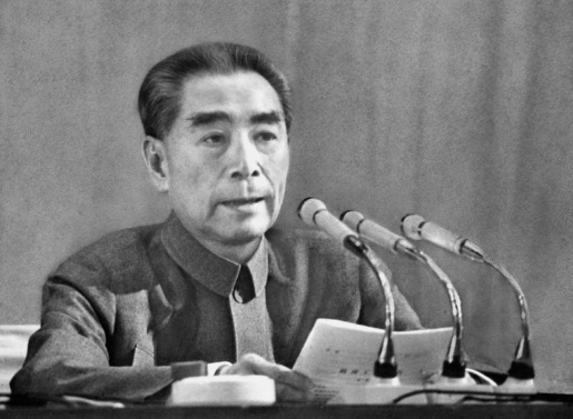 毛主席走后汪东兴官至副主席，79年陈云想让他退位，他以8字回应__毛主席走后汪东兴官至副主席，79年陈云想让他退位，他以8字回应