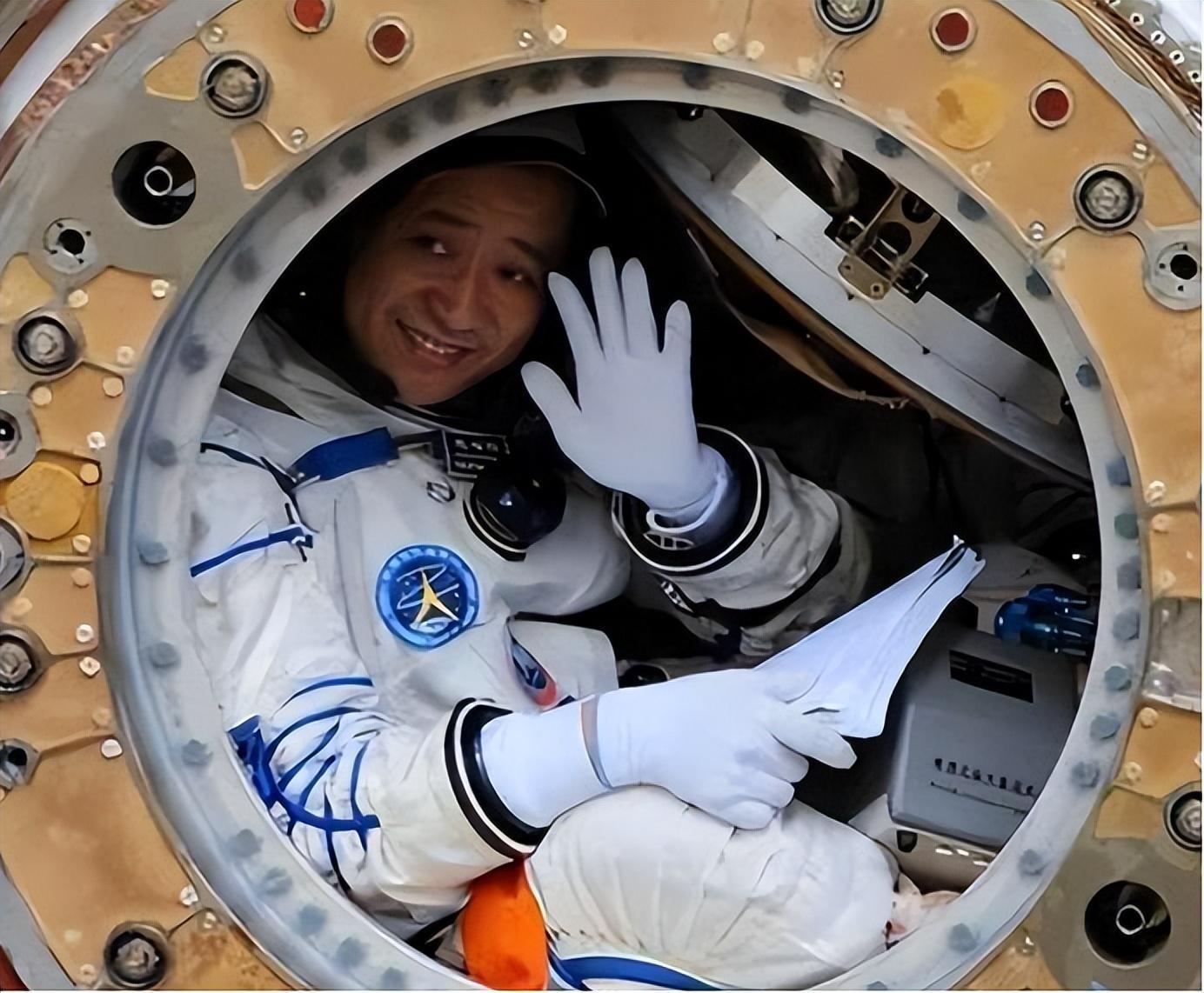 _2021太空秘宝坑吗_太空秘密