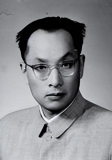 王近山将军小姨子后来跟谁结婚__工信部部部长是谁