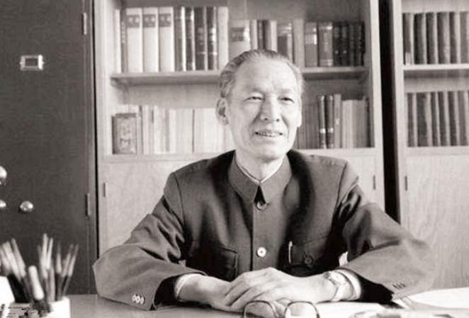 _工信部部部长是谁_王近山将军小姨子后来跟谁结婚