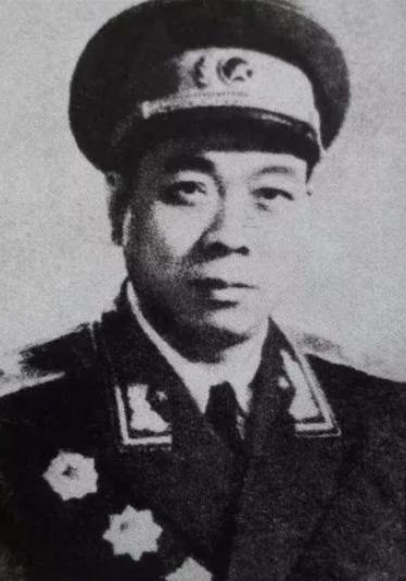 _工信部部部长是谁_王近山将军小姨子后来跟谁结婚