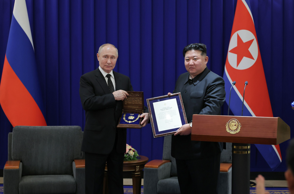 朝鲜要求中国尊称__中国朝鲜关系紧张