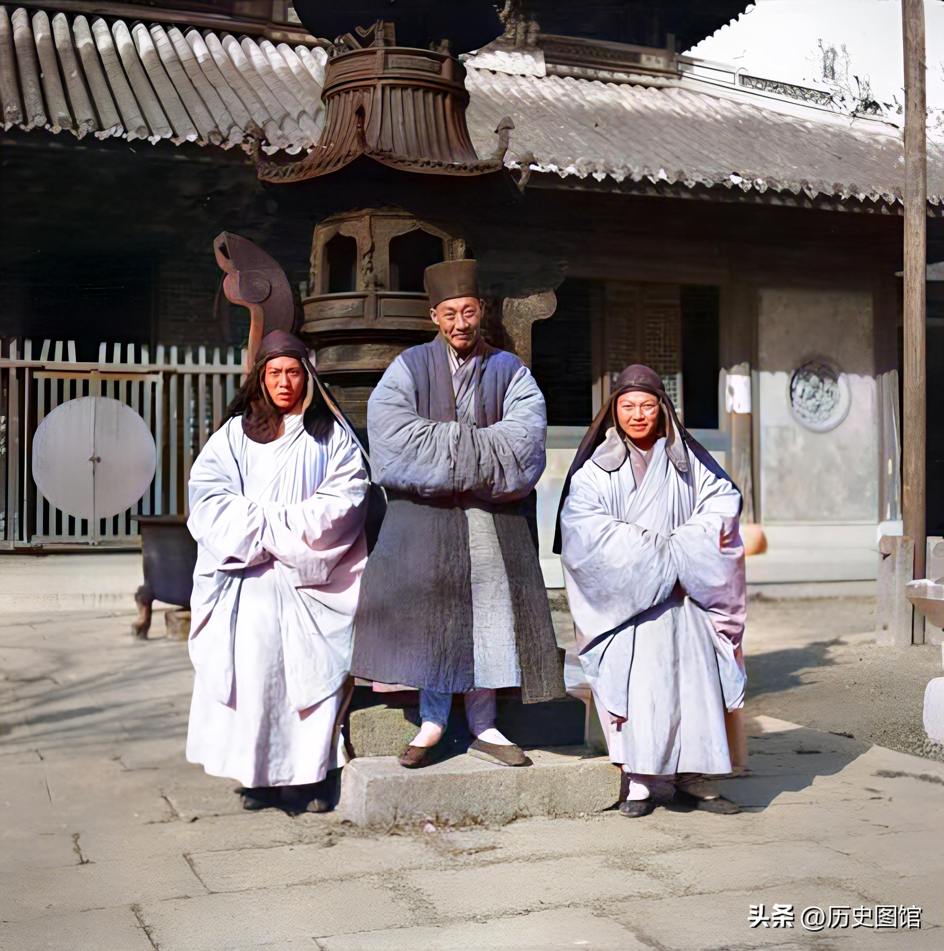 老祺马桶照片曝光_关之琳老了的照片曝光_