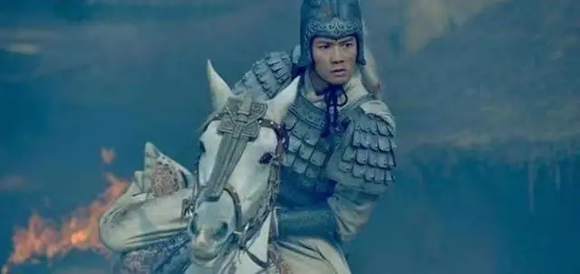 _刘表麾下的一员武将，原本默默无闻，却在归降刘备后一鸣惊人_刘表麾下的一员武将，原本默默无闻，却在归降刘备后一鸣惊人