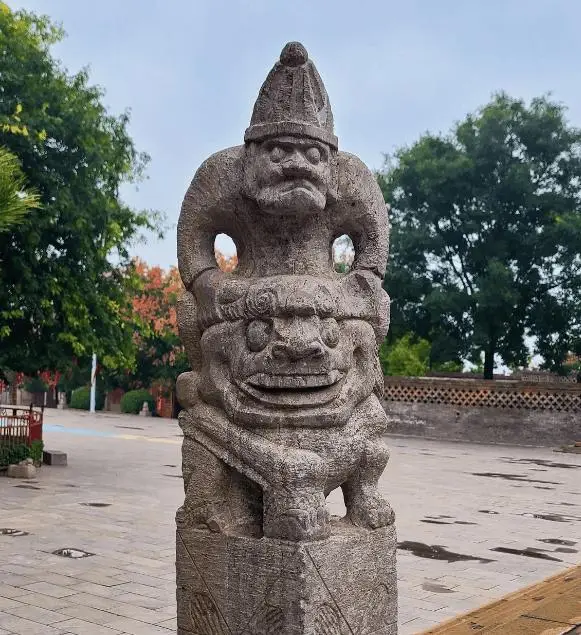 _讲究石柱子可以种什么_讲究石柱子可以做什么