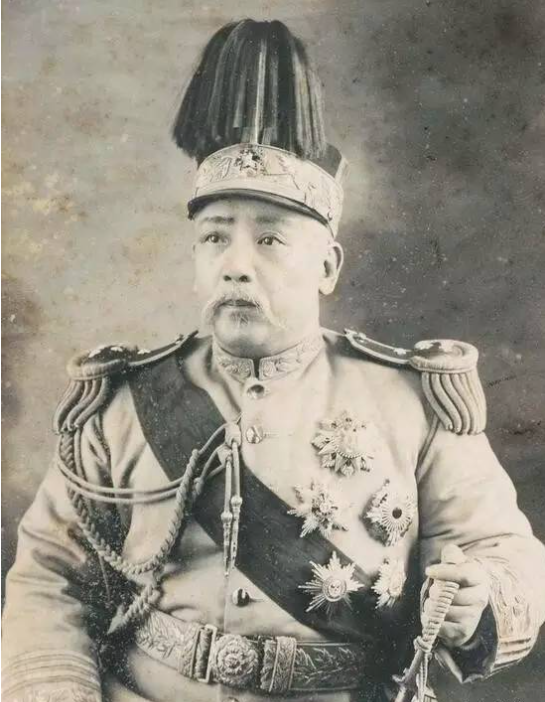 隆裕太后生活优裕，又没有疾病，为何在清帝退位第二年就去世了？_隆裕太后生活优裕，又没有疾病，为何在清帝退位第二年就去世了？_