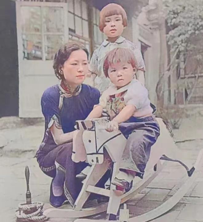 林徽因清华建筑系__清华大学梁思成林徽因雕像