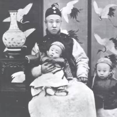 慈禧携光绪出逃__慈禧光绪只差一天