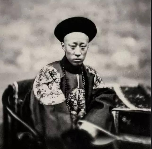 恭亲王向咸丰帝报告了花园被毁__恭亲王传奇咸丰驾崩