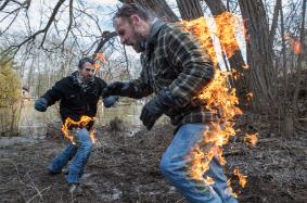 火炬岛是真的吗__火炬岛人自燃图片