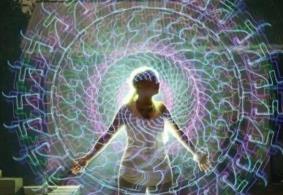 人体辉光现象__人体辉光的颜色代表