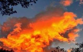 _村民家自燃_村民家中自燃事件