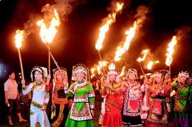 彝族火把节和白族火把节_彝族和白族的火把节有什么不同_