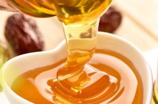 变质的蜂蜜会结晶吗__蜂蜜轻微变质