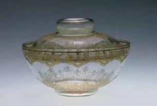 战国玉器的玻璃光怎么形成__战国玻璃器