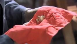 石头包着石头_石头包石头是什么石_