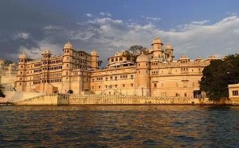 _皇宫防卫_进攻皇宫