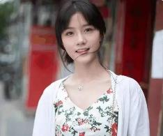 八字纯阴招鬼__很阴的八字