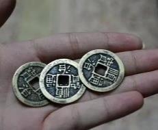 _算命铜钱和八字哪个准_铜钱算卦怎么看