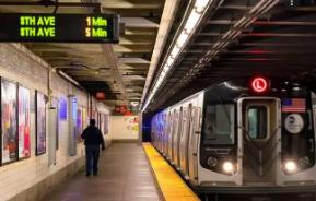 地铁站迷路_坐地铁迷路_